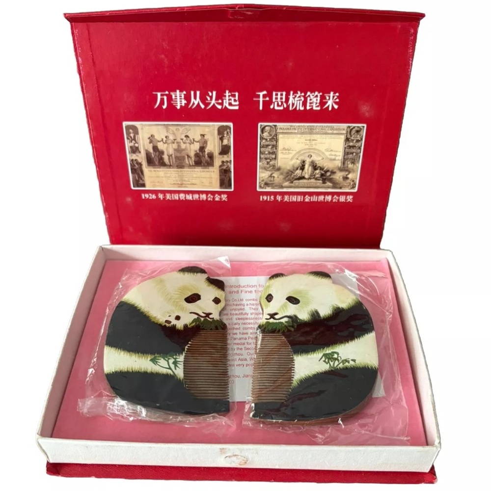 Vintage Changzhou Comb Factory 2 Hand Painted Wooden Panda Bear Combs In Box